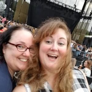 Meet your Posher, Merrie ann